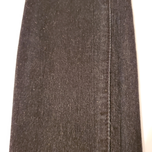 Selling Women's Black Skinny Jeans - Picture 8 of 10